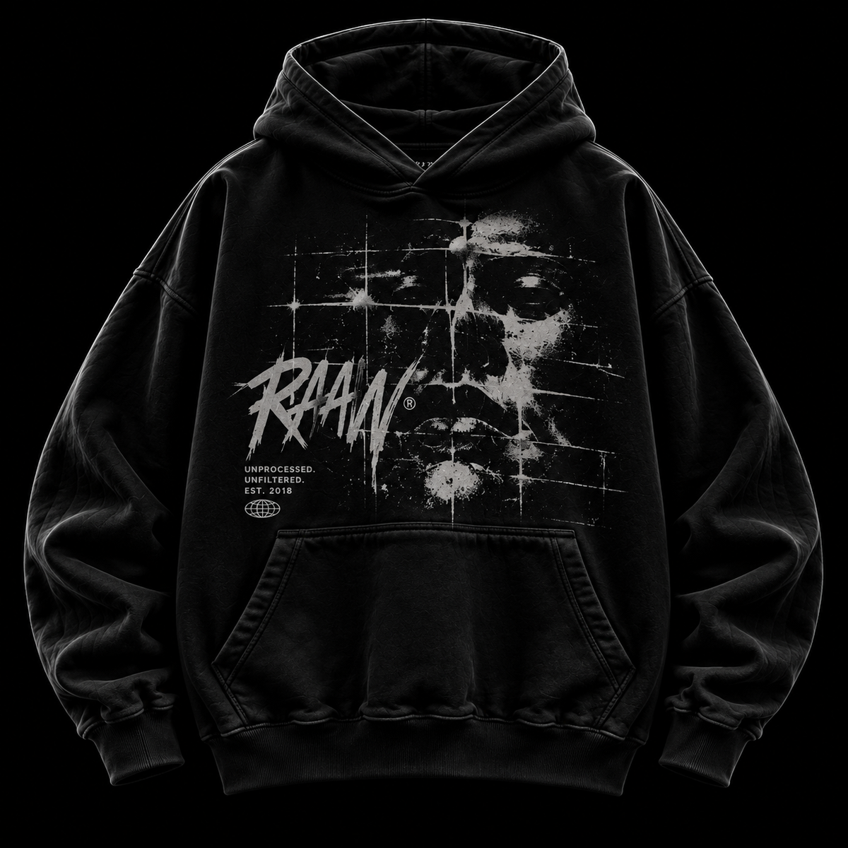 RAAW Distorted Hoodie ön