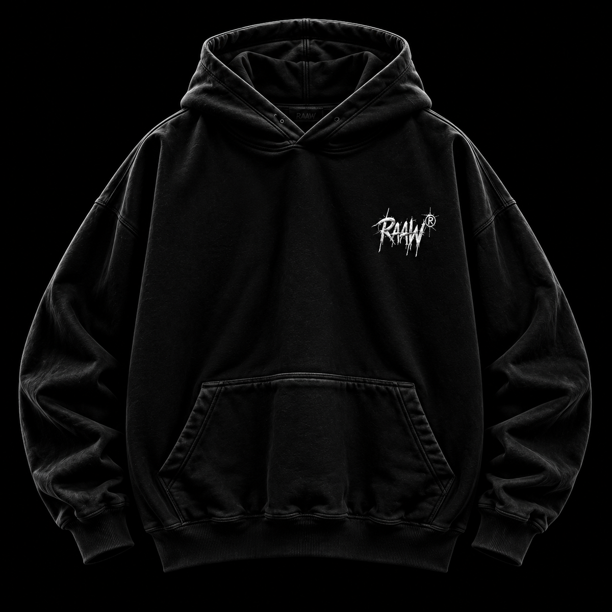RAAW Pinned Hoodie ön